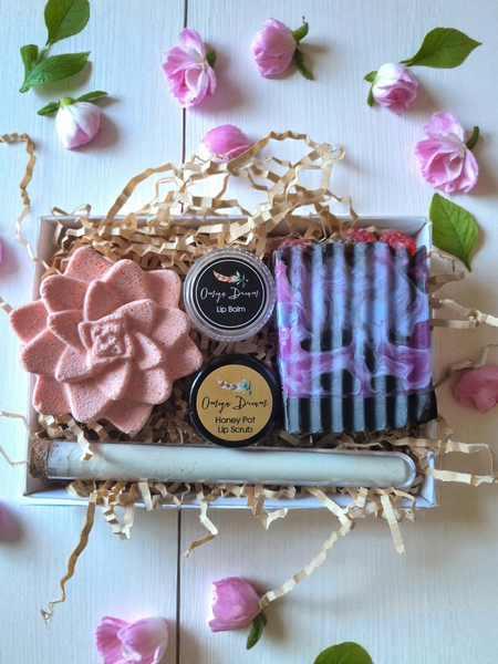Essentials Gift Packs